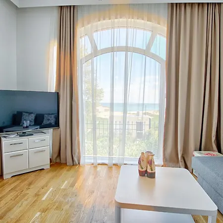 Belle Epoque Beach Aparthotel *